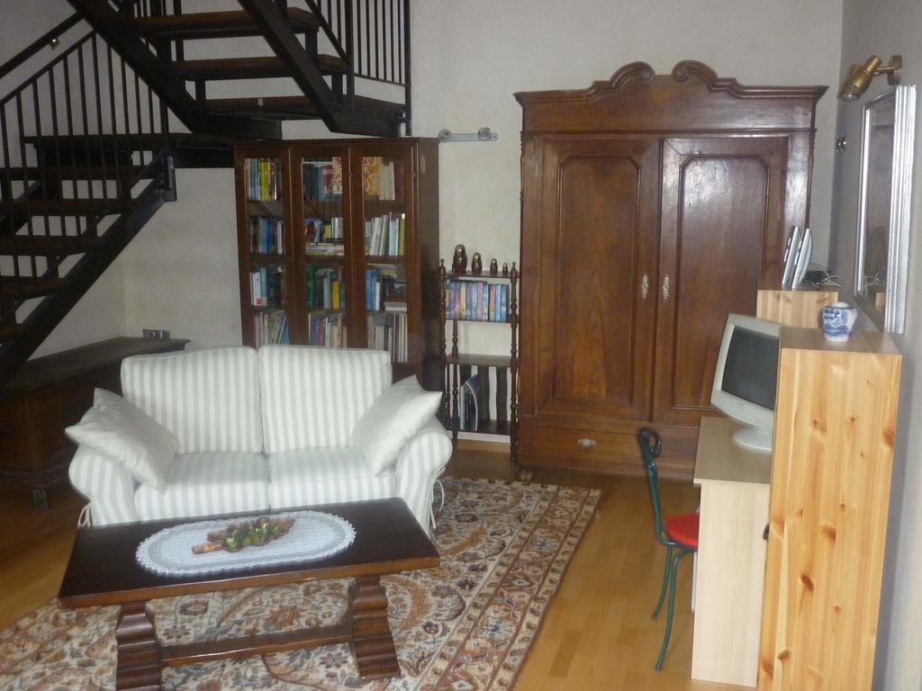 Art Peace And Food Bed & Breakfast Villafranca di Verona Exterior photo