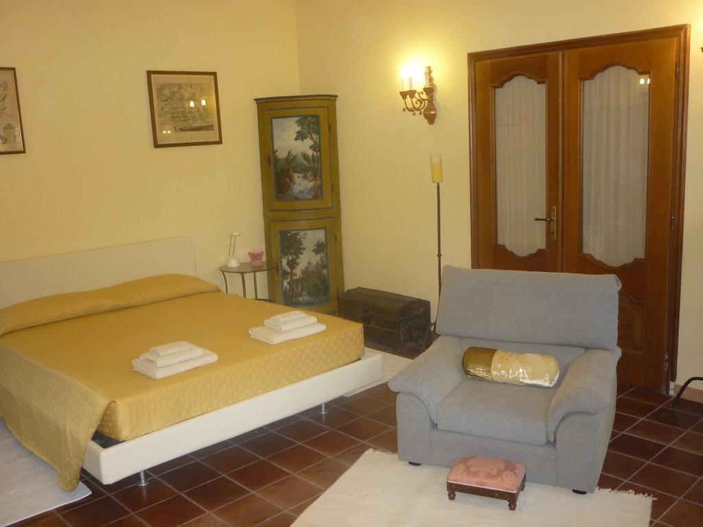 Art Peace And Food Bed & Breakfast Villafranca di Verona Room photo